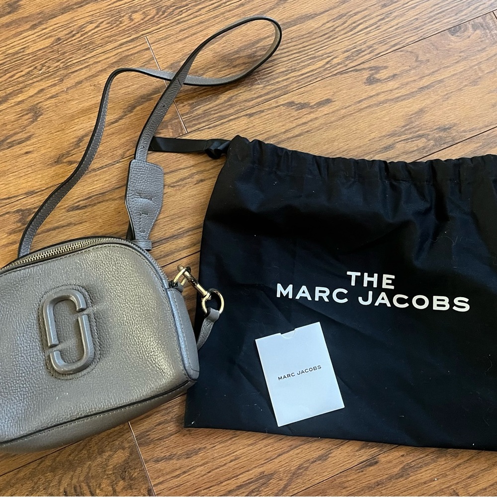 Authentic Marc Jacob’s crossbody bag.